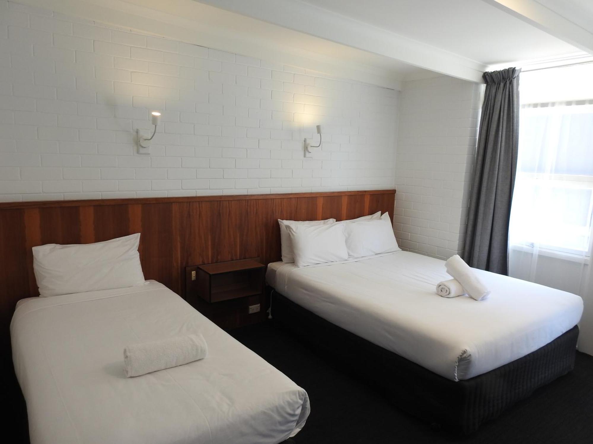 Bayside Hotel St Helens Exteriör bild